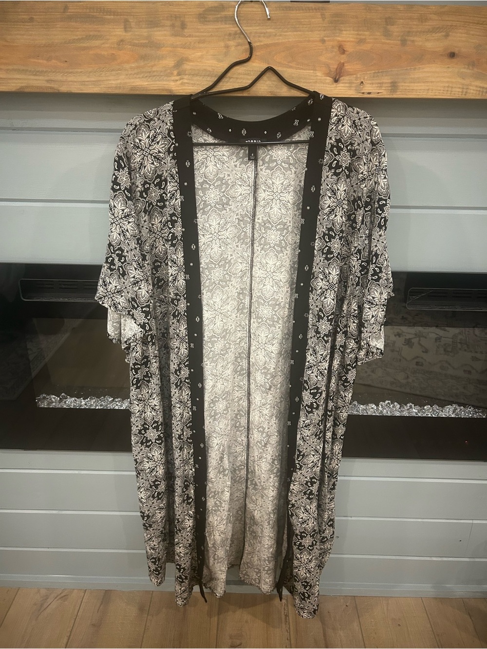torrid Black and White Kimono
